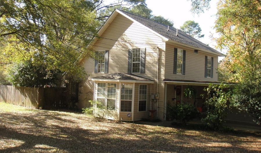 132 Guinevere Dr, Albertville, AL 35950 - 3 Beds, 2 Bath