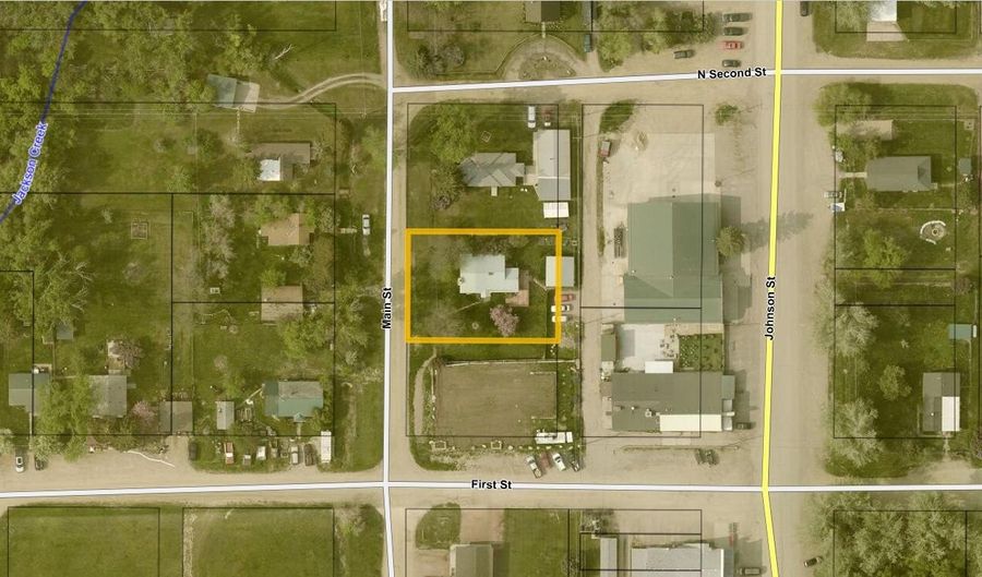 129 Main St, Big Horn, WY 82833 - 3 Beds, 1 Bath