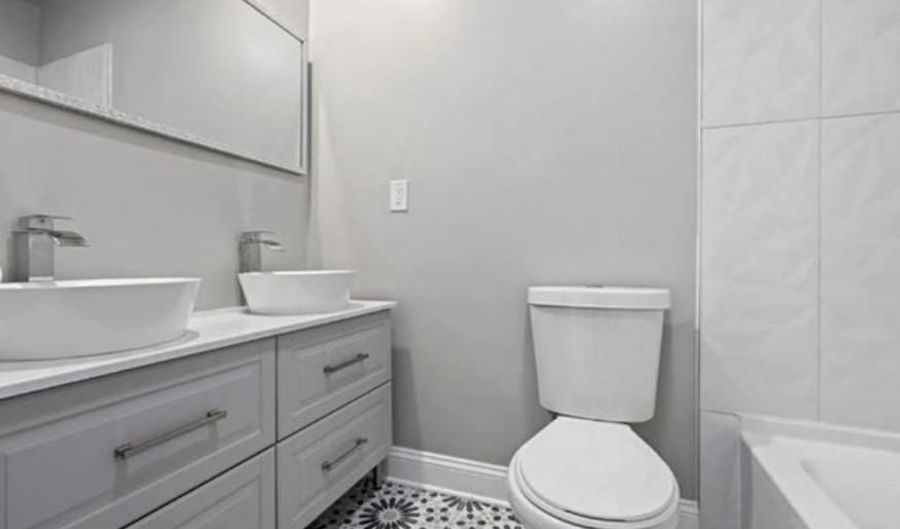 2419 ORLEANS St, Baltimore, MD 21224 - 4 Beds, 4 Bath