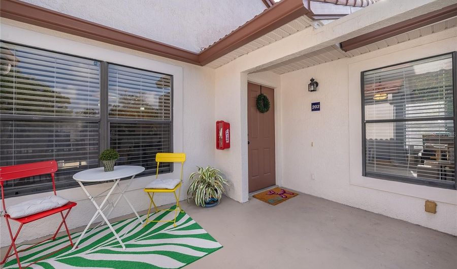 520 VIA VERONA Ln 203, Altamonte Springs, FL 32714 - 2 Beds, 2 Bath