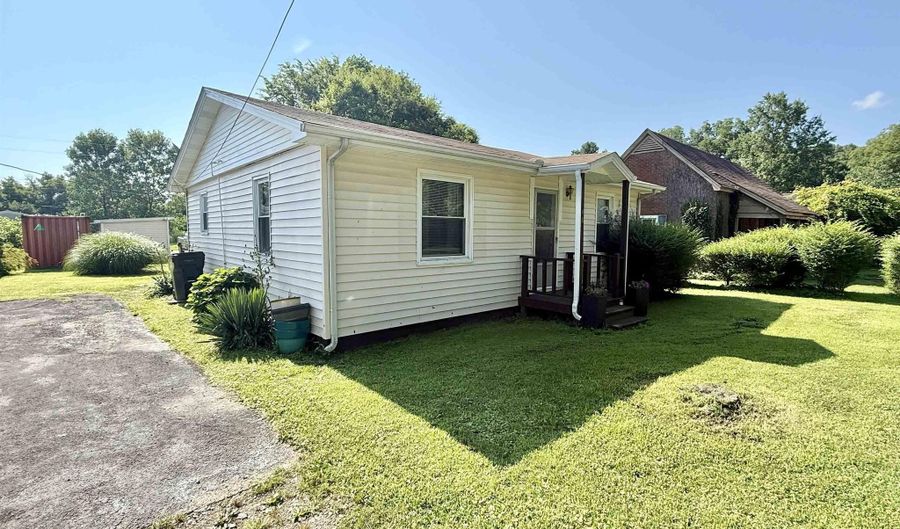 48 2nd St, Almo, KY 42020 - 2 Beds, 1 Bath