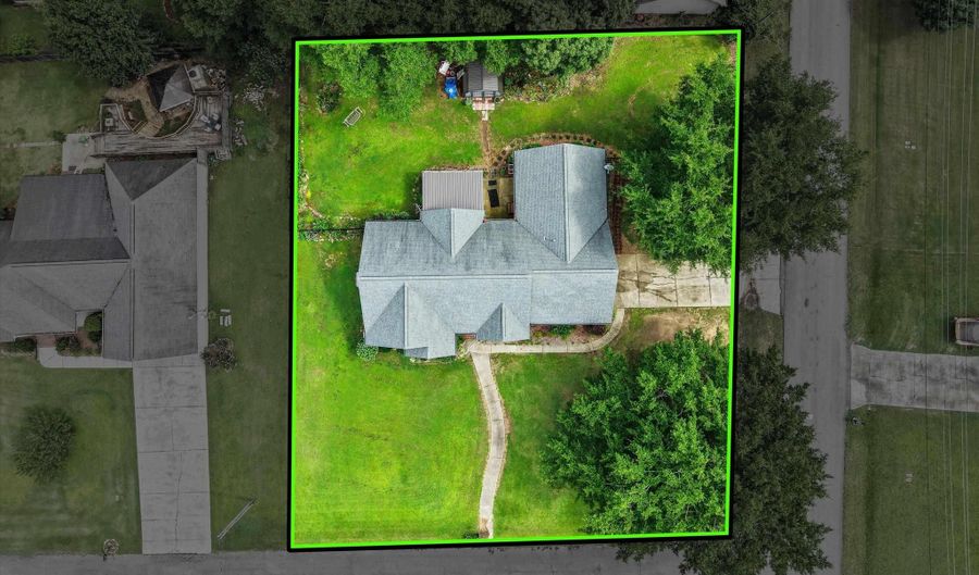 620 Preston Ave, Albertville, AL 35950 - 4 Beds, 3 Bath