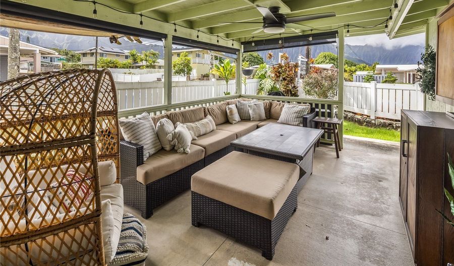 45-340 Lehuuila St, Kaneohe, HI 96744 - 4 Beds, 3 Bath