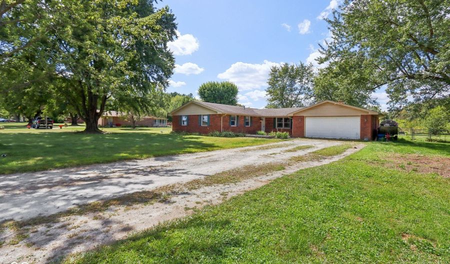 6921 N 200 E, Alexandria, IN 46001 - 3 Beds, 3 Bath