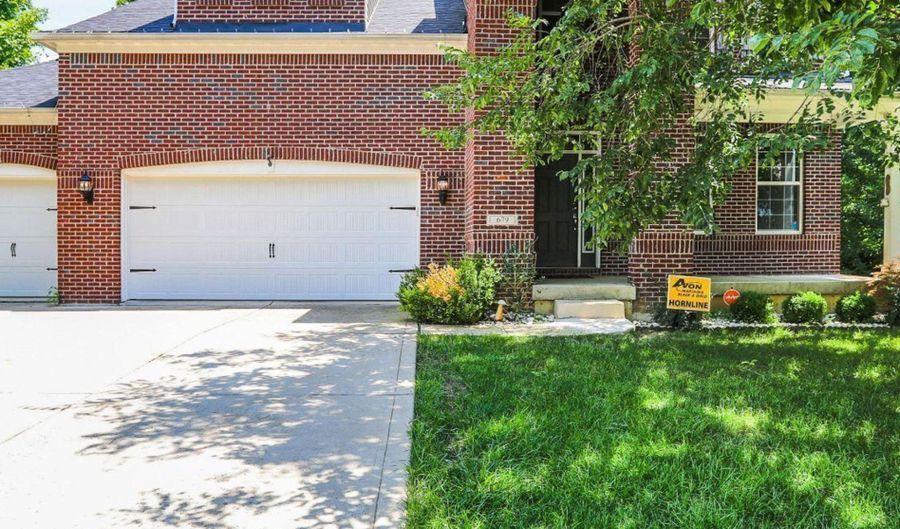 679 Erin Dr, Avon, IN 46123 - 5 Beds, 4 Bath