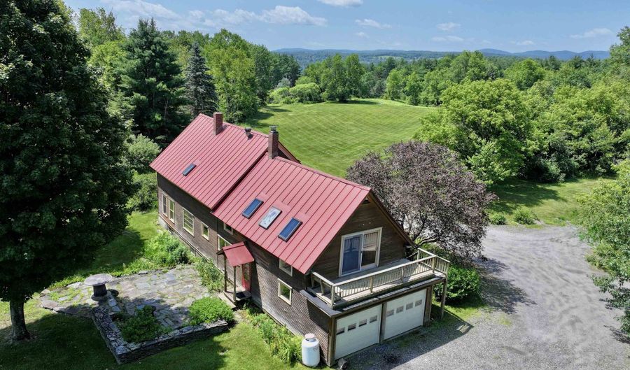19 Hartley Rd, Barre, VT 05641 - 4 Beds, 3 Bath