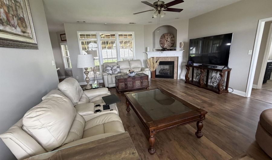 178 CLEMETINE Rd, Atoka, TN 38004 - 4 Beds, 3 Bath