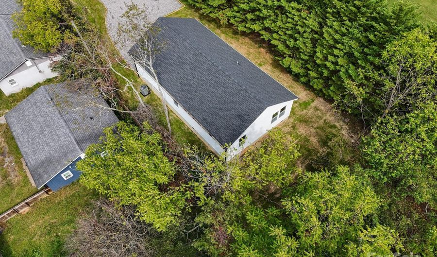 26 Crest Ave, Asheville, NC 28803 - 3 Beds, 2 Bath