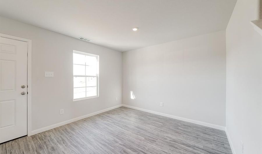 209 Coyote Crk, Abilene, TX 79602 - 4 Beds, 3 Bath