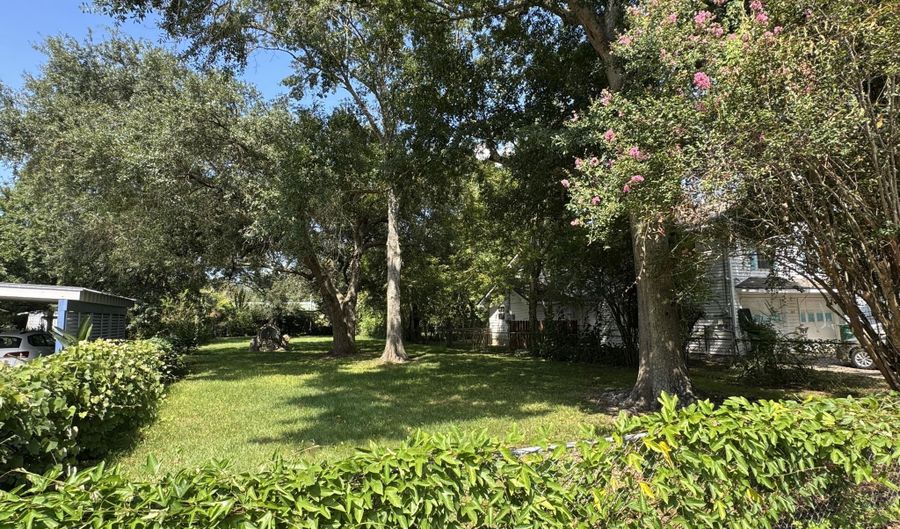 311 Ballentine St, Bay St. Louis, MS 39520 - 0 Beds, 0 Bath