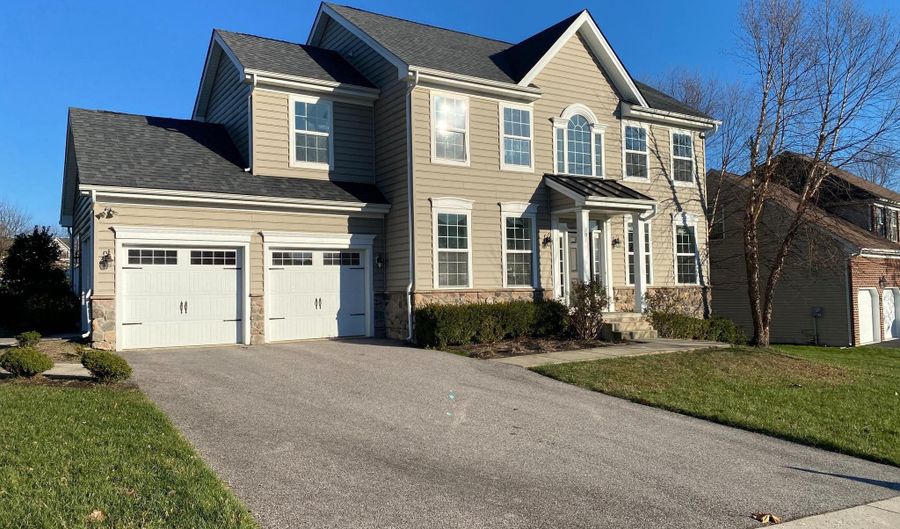301 WAGON WHEEL Ln, Hockessin, DE 19707 - 4 Beds, 4 Bath
