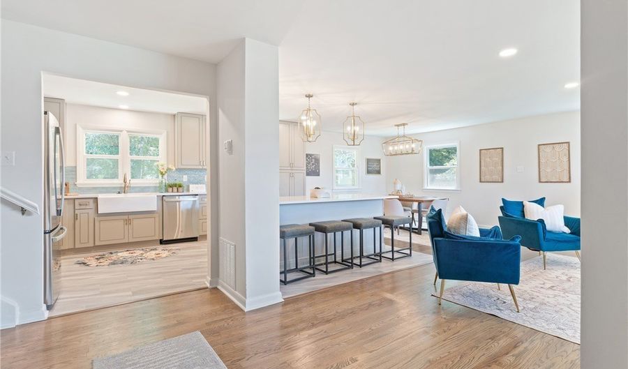 713 Chapman St, Ashland, VA 23005 - 4 Beds, 3 Bath