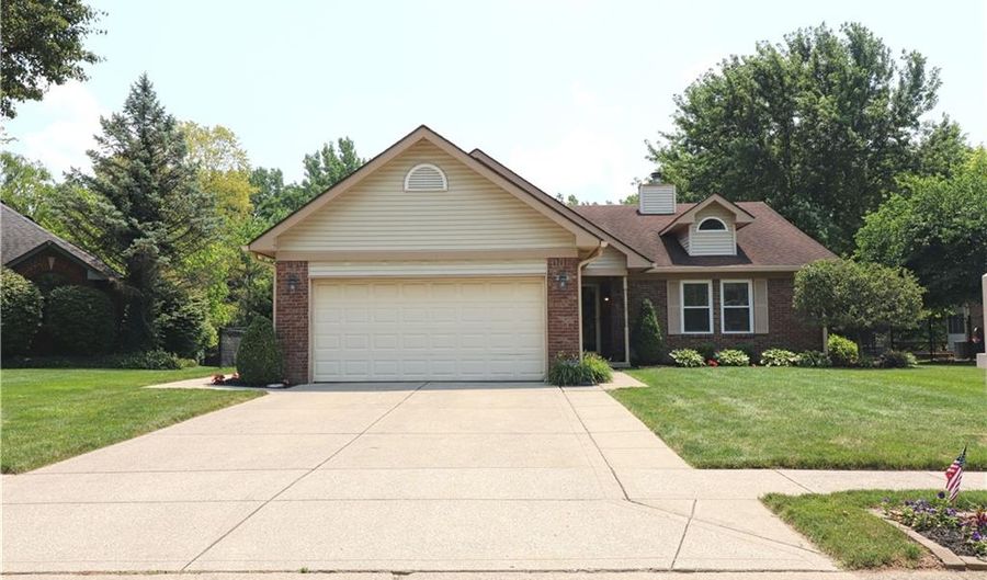 91 Charing Cross Rd, Indianapolis, IN 46217 - 3 Beds, 2 Bath