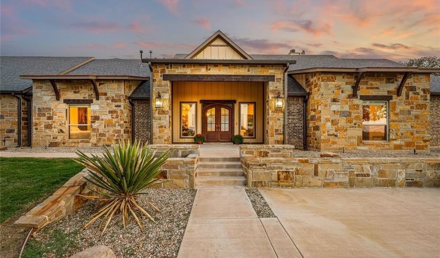 1651 Doss Rd, Millsap, TX 76066 - 4 Beds, 6 Bath