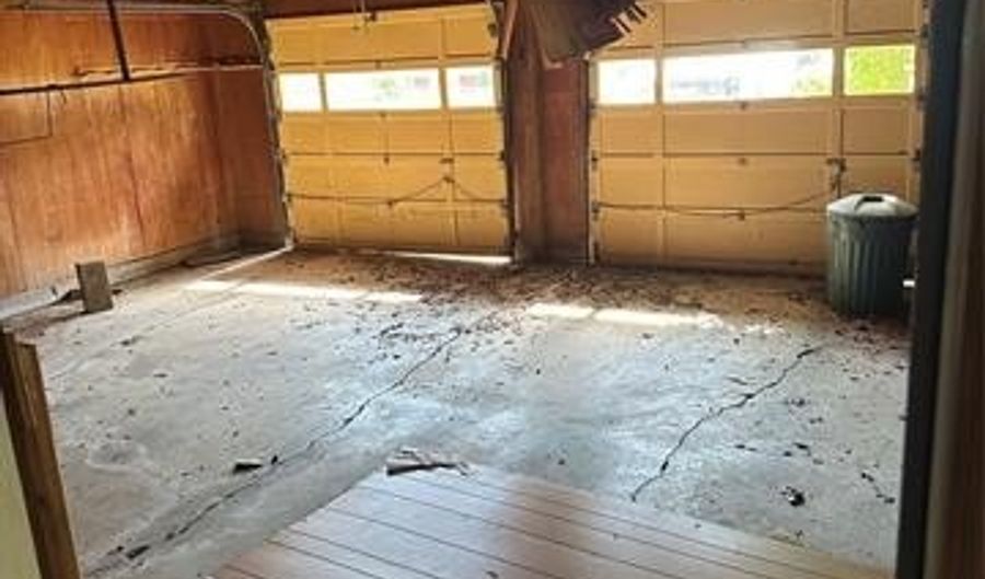 1581 S Velma, Atoka, OK 74525 - 3 Beds, 2 Bath