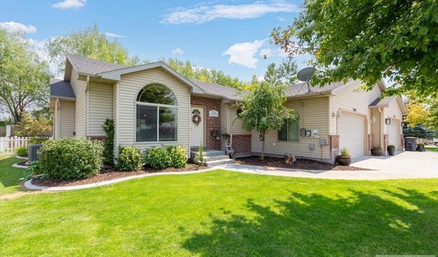 5161 Remember Dr, Ammon, ID 83406 - 4 Beds, 3 Bath