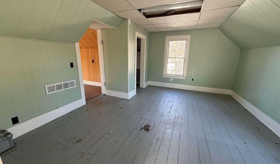117 S Elm St, Adams, WI 53910 - 3 Beds, 1 Bath