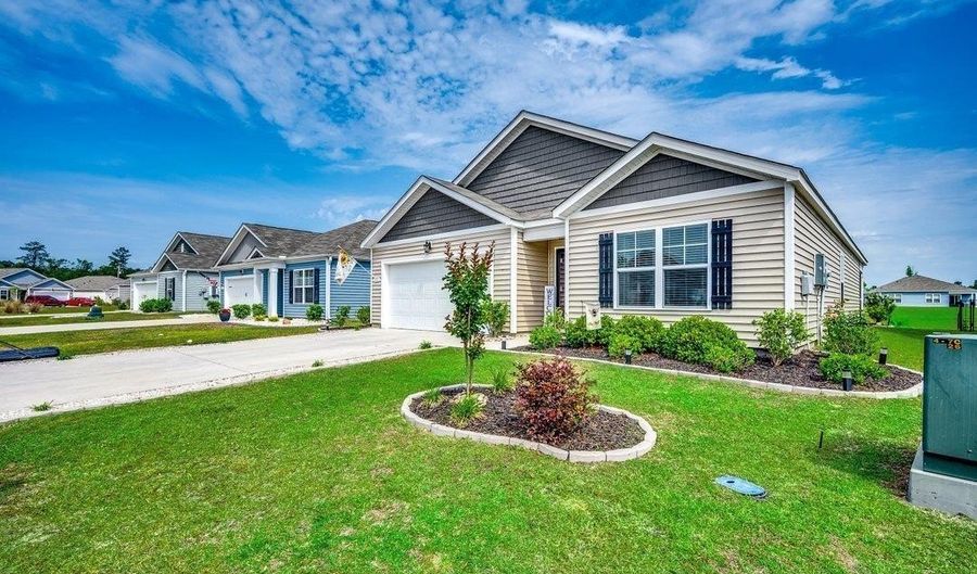 777 Woodland Farms Cir, Aynor, SC 29511 - 4 Beds, 2 Bath