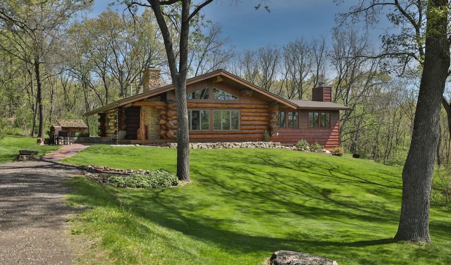 W9478 White Oak Road, Argyle, WI 53504 - 3 Beds, 3 Bath