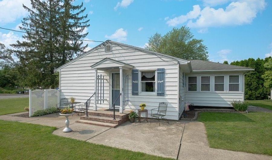 455 Route 206, Andover, NJ 07860 - 3 Beds, 1 Bath