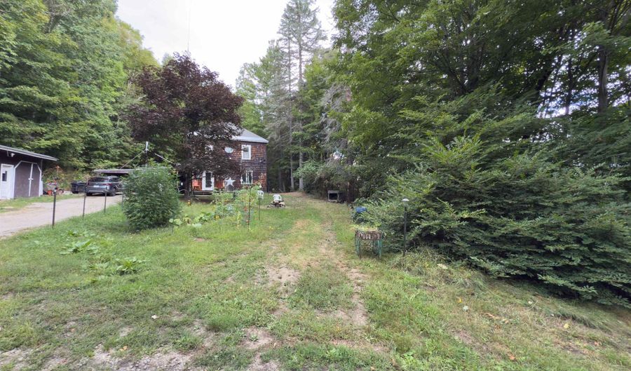 58 Hemlock Ln, Berlin, NH 03570 - 3 Beds, 2 Bath