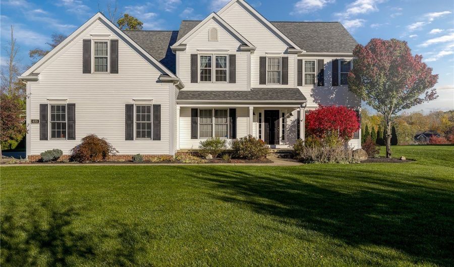 635 Prestige Woods Blvd, Aurora, OH 44202 - 4 Beds, 3 Bath