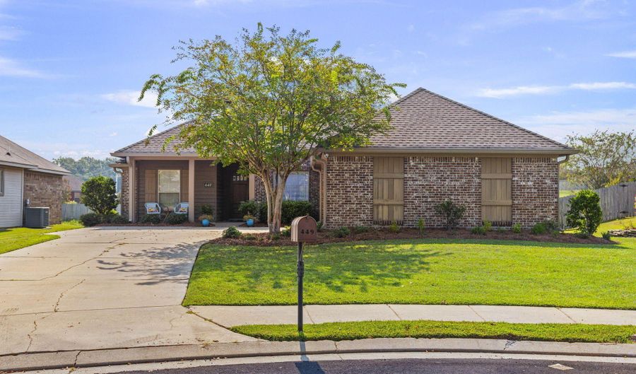 449 Spring Hill Pt, Brandon, MS 39047 - 3 Beds, 2 Bath