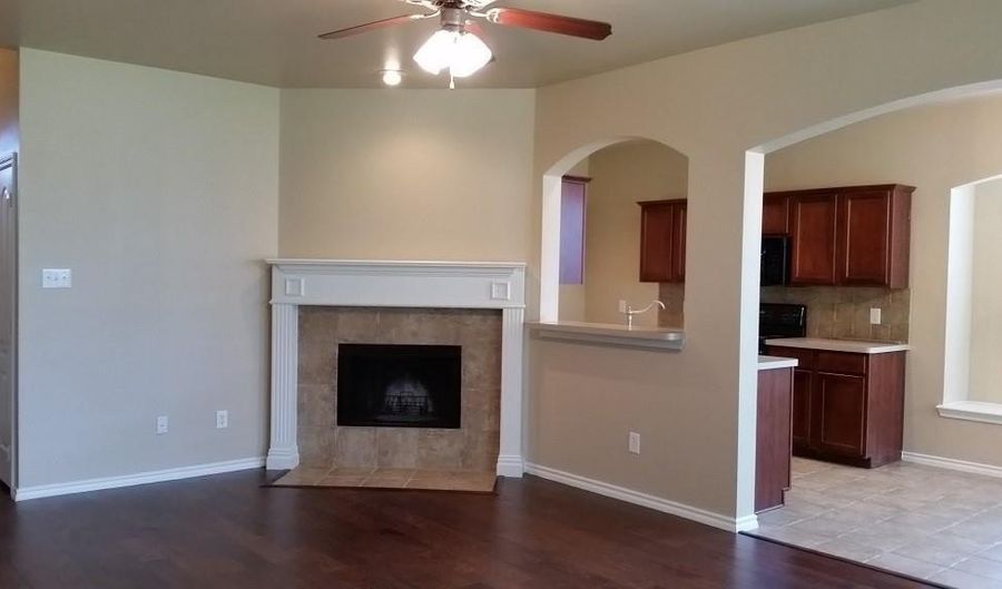 806 Bens Dr, Anna, TX 75409 - 4 Beds, 2 Bath