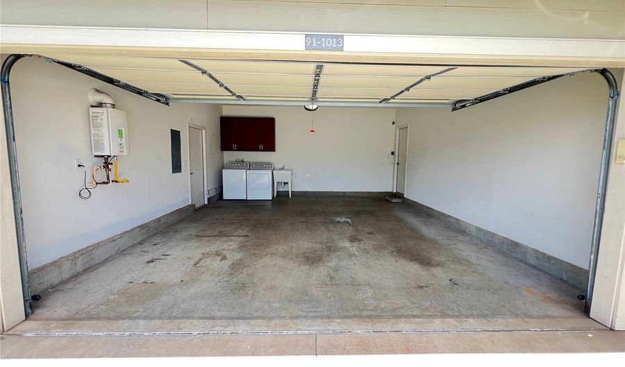 91-1013 Maomao Loop, Ewa Beach, HI 96706 - 3 Beds, 2 Bath