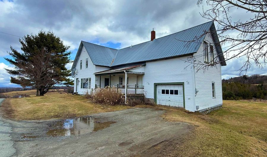2570 Maple Hill Rd, Barton, VT 05822 - 3 Beds, 2 Bath