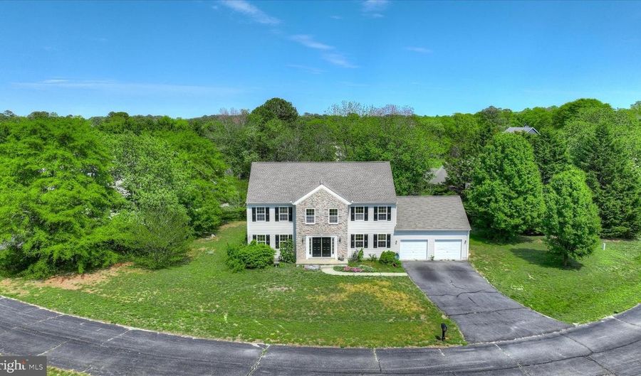 305 BAYWINDS Ct, Dagsboro, DE 19939 - 4 Beds, 3 Bath