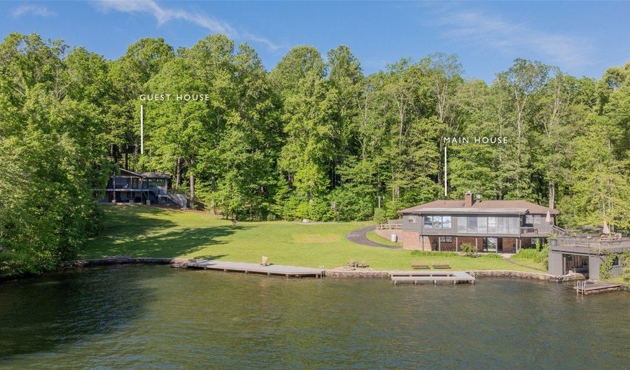 905 Cold Mountain Rd, Lake Toxaway, NC 28747 - 4 Beds, 4 Bath
