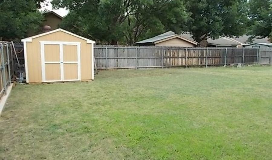 5233 Deerwood Ln, Abilene, TX 79606 - 3 Beds, 2 Bath