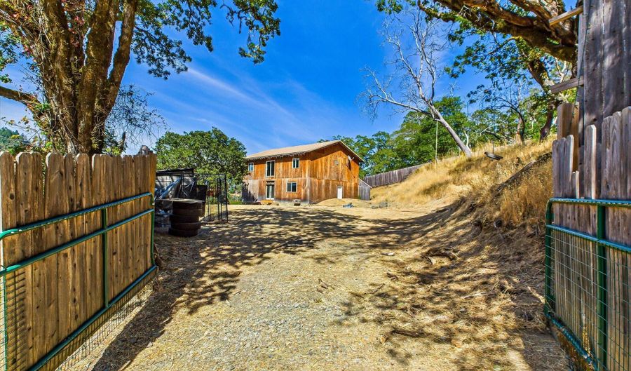 1991 Steelhead Rd, Alderpoint, CA 95511 - 4 Beds, 1 Bath