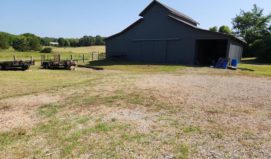 2734 W Tennessee 39 Hwy, Athens, TN 37303 - 2 Beds, 1 Bath