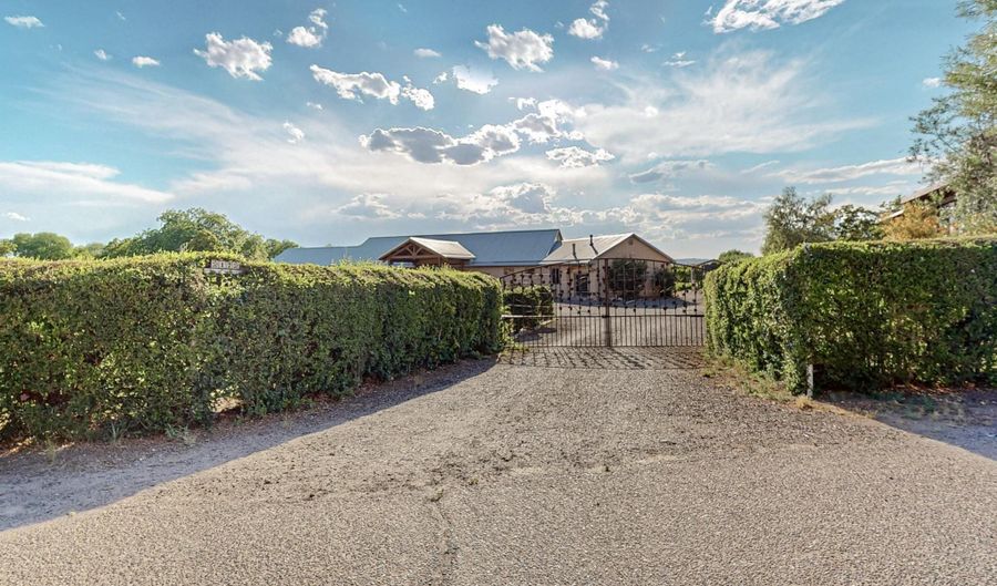17 Llanito Rd, Bernalillo, NM 87004 - 3 Beds, 3 Bath