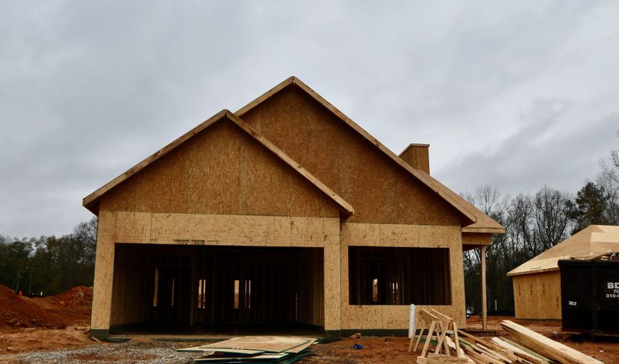 225 Timsbury Dr, Athens, GA 30607 - 3 Beds, 2 Bath