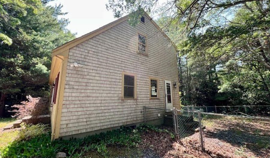 1187 Osterville West Barnstable Rd, Barnstable, MA 02648 - 3 Beds, 2 Bath
