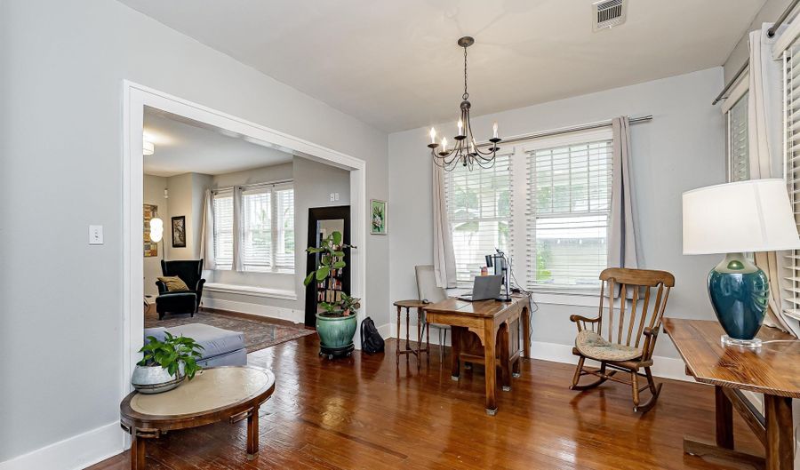 1829 Tulip St, Baton Rouge, LA 70802 - 3 Beds, 2 Bath