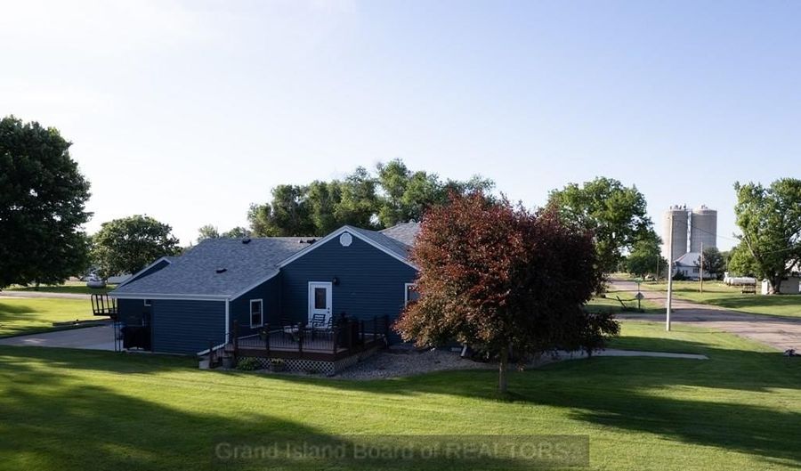 12120 S 2nd St, Ayr, NE 68925 - 4 Beds, 2 Bath