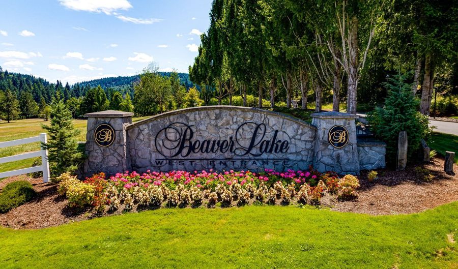 20871 S VISTA DEL LAGO Ct, Oregon City, OR 97045 - 5 Beds, 3 Bath
