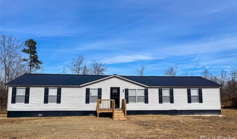 2976 Stephens Rd, Bethune, SC 29009 - 4 Beds, 2 Bath