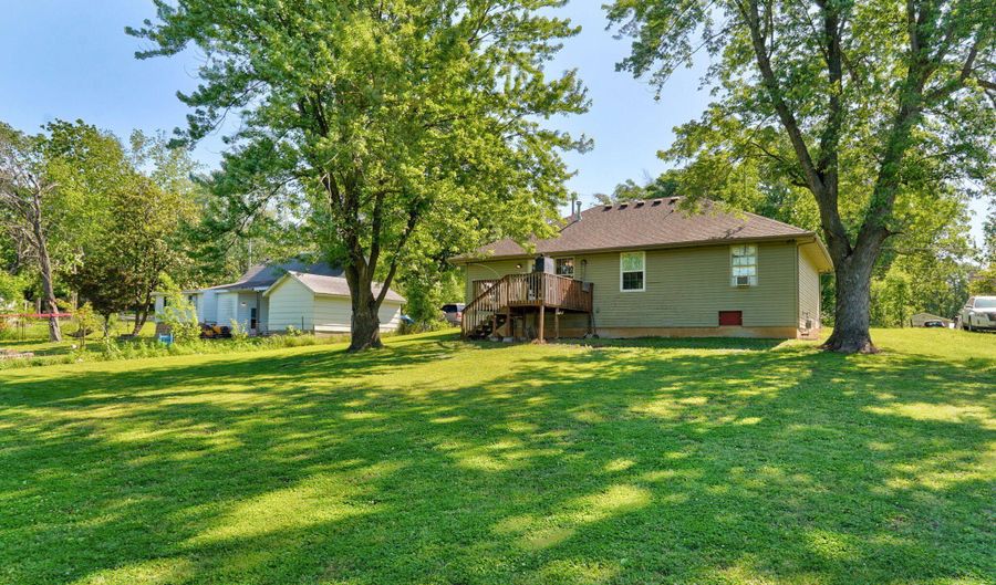 409 N Mcqueary Ave, Ash Grove, MO 65604 - 3 Beds, 1 Bath