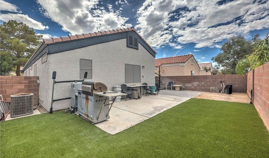 808 Binbrook Dr, Henderson, NV 89052 - 3 Beds, 2 Bath