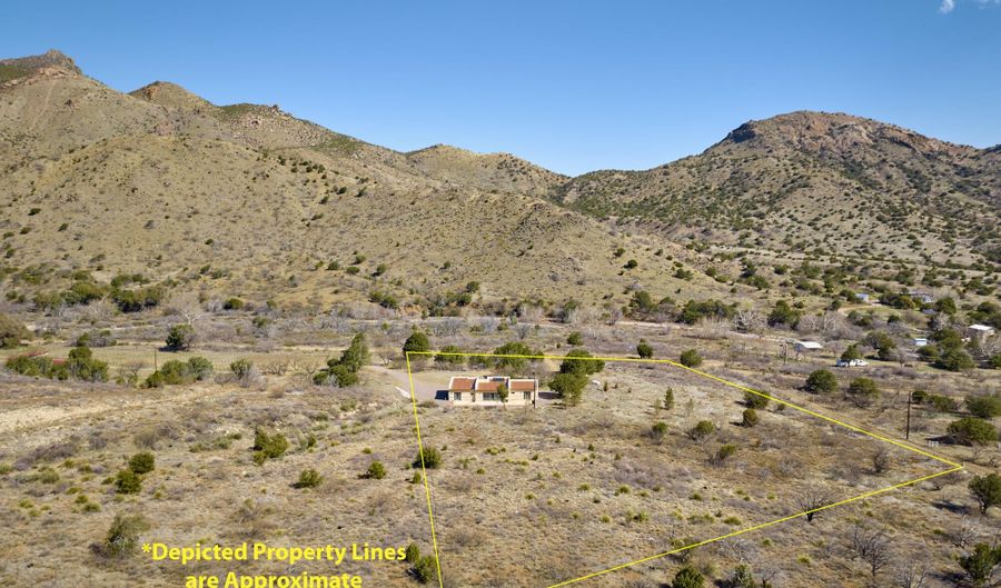 2749 W Hilltop Rd, Portal, AZ 85632 - 3 Beds, 2 Bath