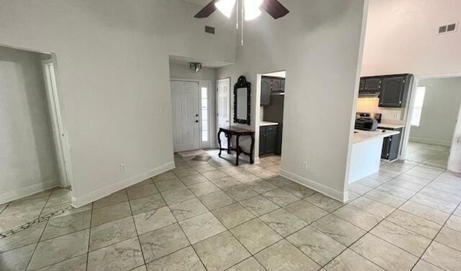 4081 Groveland Rd, Ocean Springs, MS 39564 - 3 Beds, 2 Bath