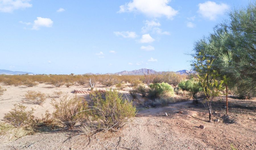 6555 E Foresight Rd, Sahuarita, AZ 85629 - 3 Beds, 2 Bath