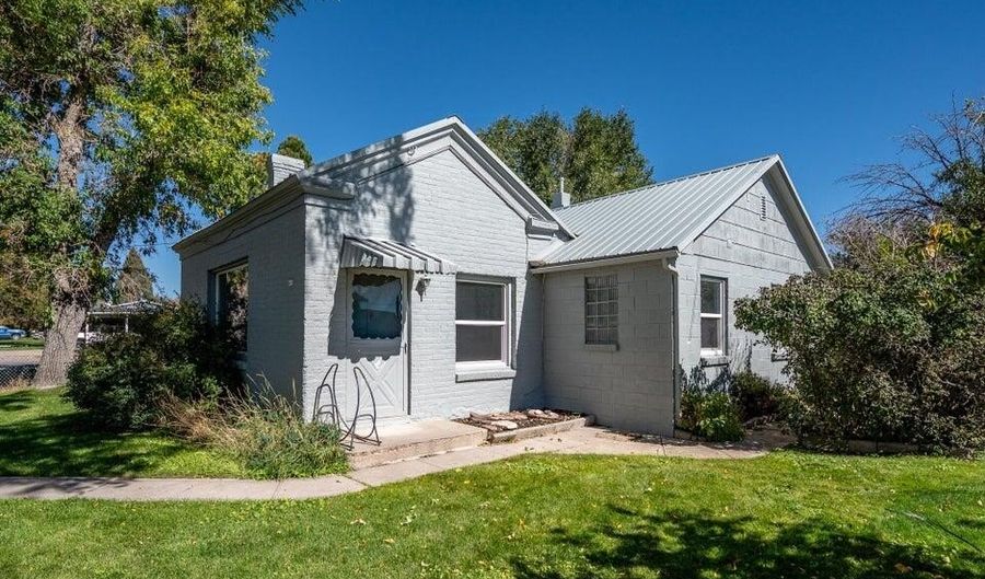 490 N 300 E St, Beaver, UT 84713 - 3 Beds, 1 Bath