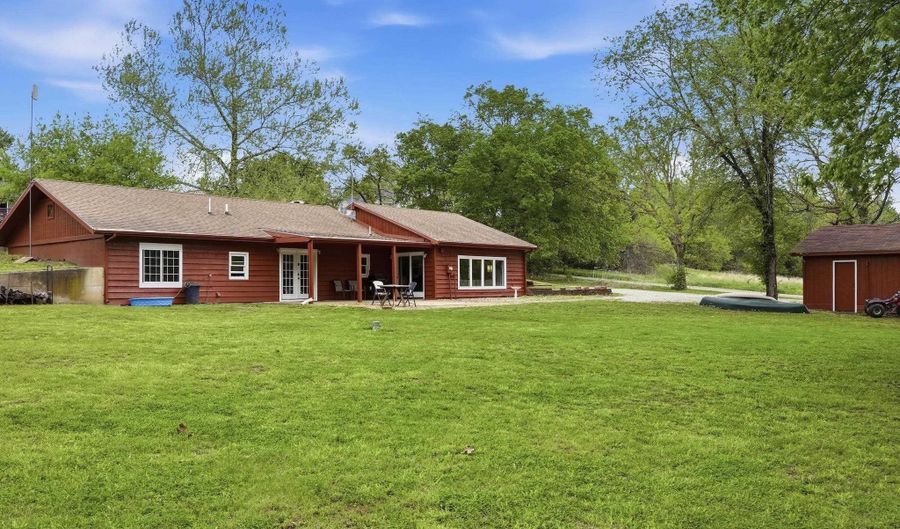 757 N Hanover St, Auburn, KS 66402 - 3 Beds, 2 Bath