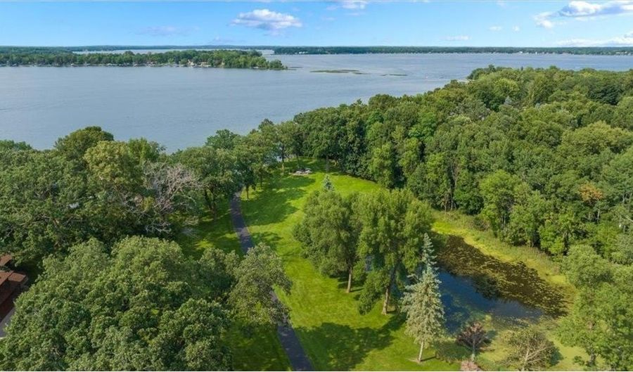2703 Le Homme Dieu Vw NE, Alexandria, MN 56308 - 2 Beds, 2 Bath